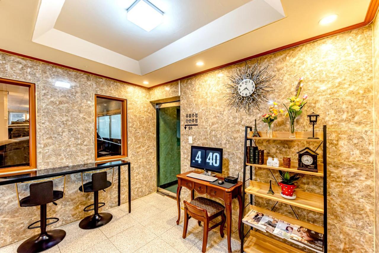 Charlie Hotel ג'גו מראה חיצוני תמונה